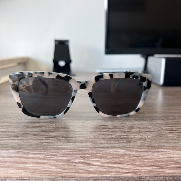 LSKD Tortoiseshell Sunglasses - Picture 1 of 5
